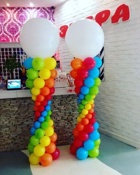 Стойки из шаров на открытие