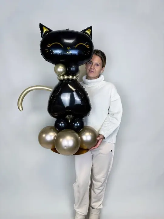 Кошечка из шаров фото 2