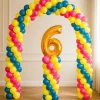 Арка из шаров «»Цифра на стойке»