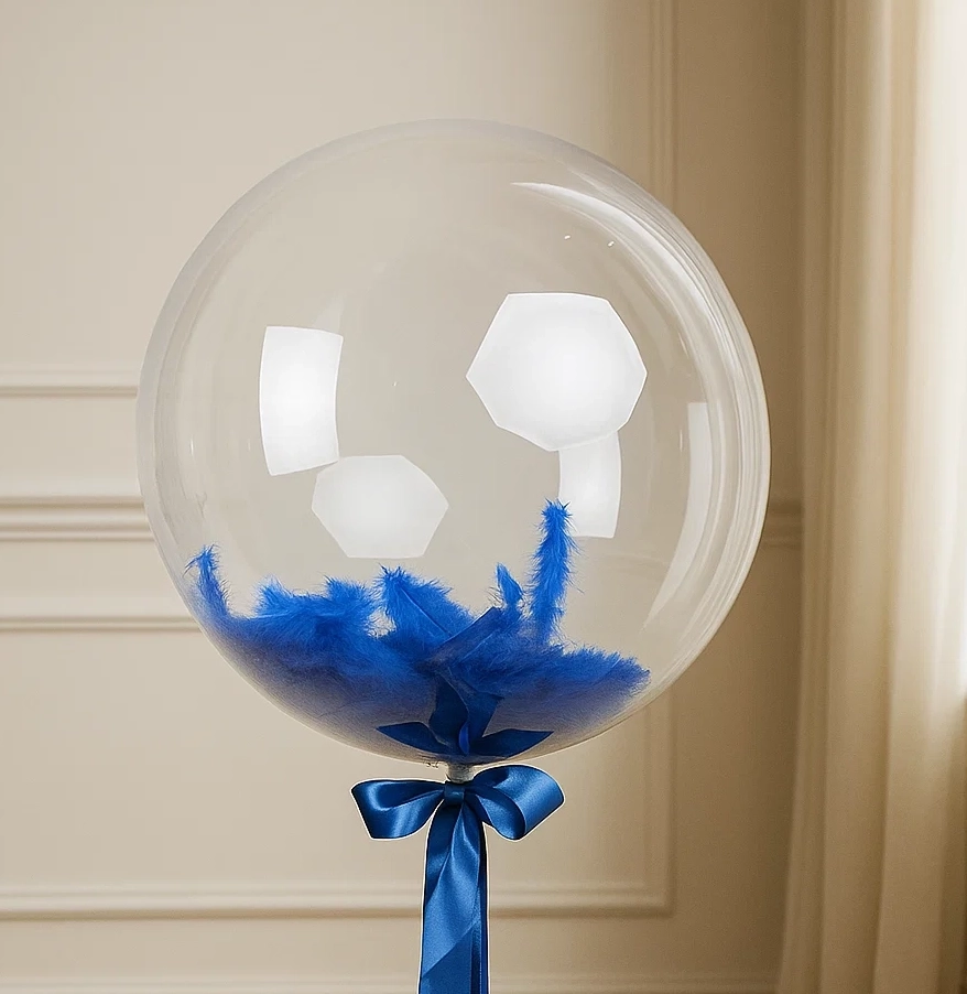 Шар-Баблс с синими перьями Шар-Баблс с синими перьями