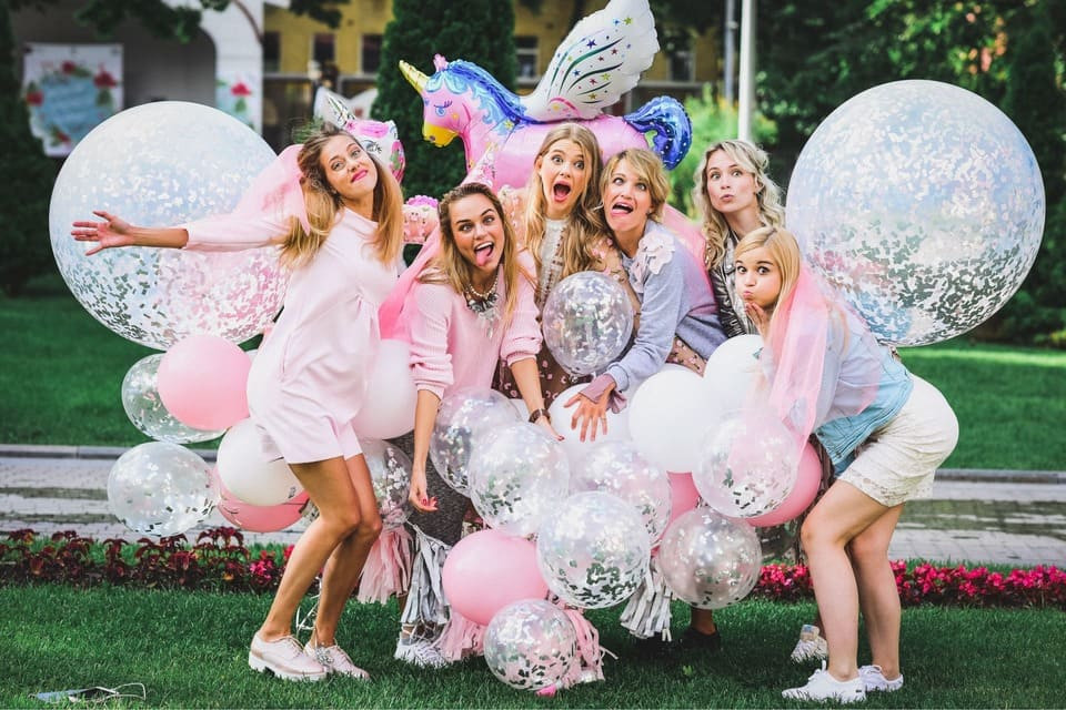 Тонкости организации незабываемого девичника