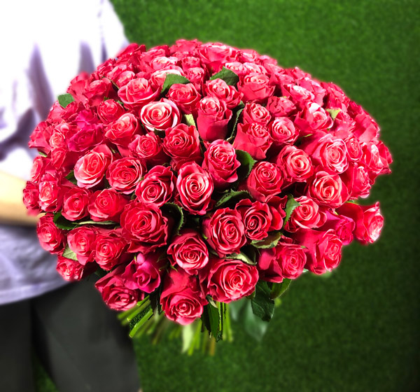 Букет розовых роз 101 шт Кения 50 см