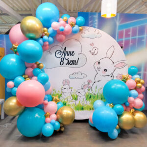 Фотозона из шаров "Милые зайки"