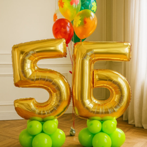 Фонтан из шаров и 2 цифры "Школьный"