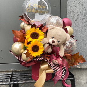 Композиция из цветов и шаров «Мишка» фото 2