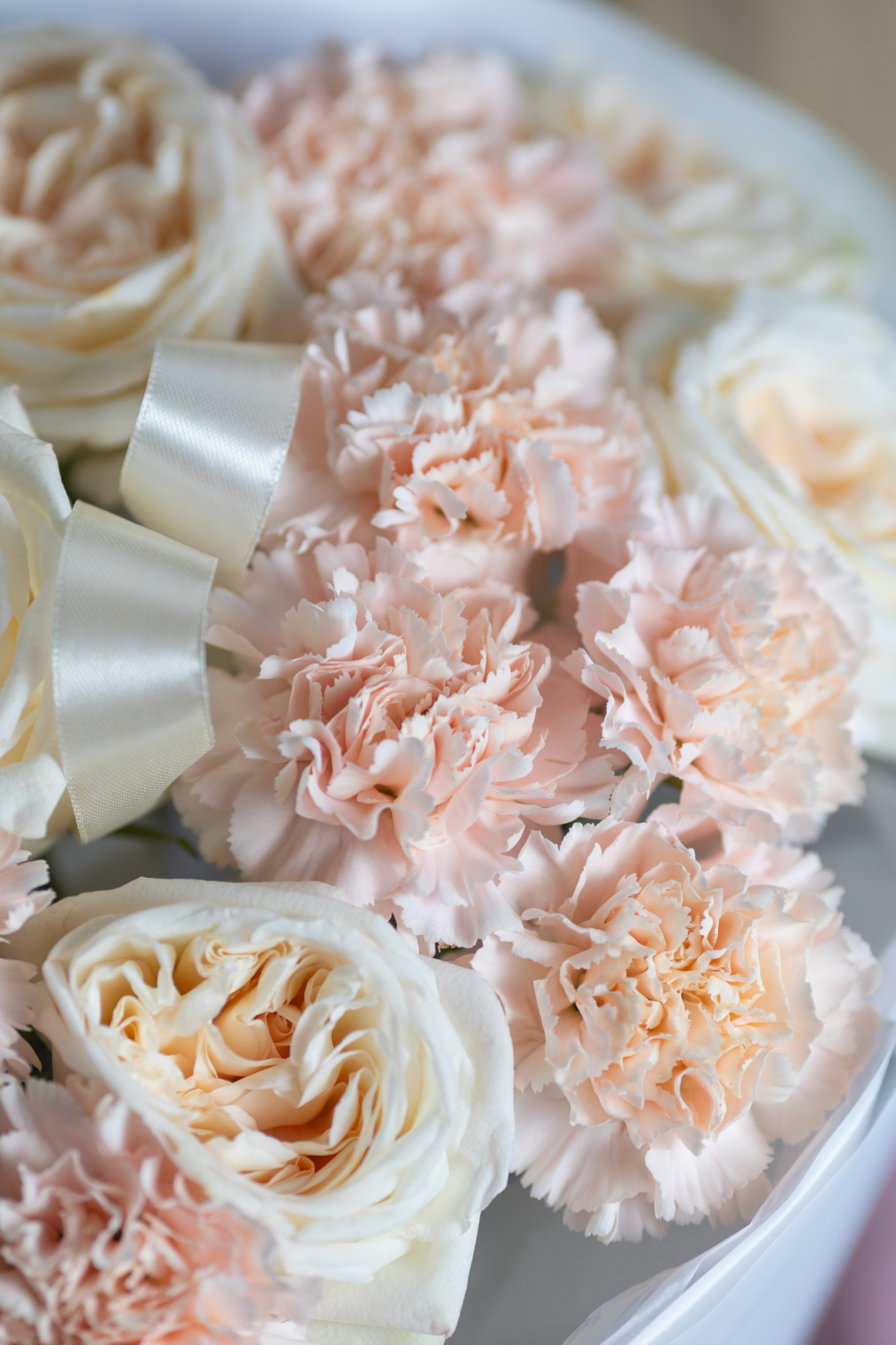 Сборный букет с пионовидной розой и диантусами 5400 р 2 фото Сборный букет с пионовидной розой и диантусами 5400 р 2 фото