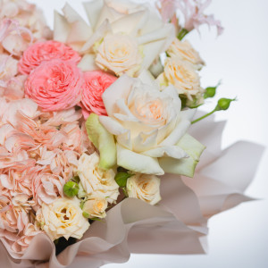 Шляпная коробка с гортензией и Нарине фото 4