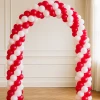 Арка из шаров красно-белая
