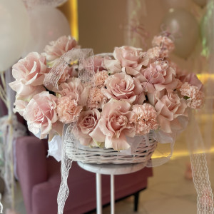 Корзина французских роз