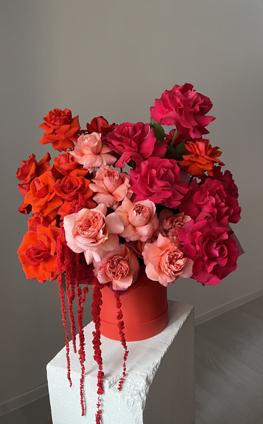 Шляпная коробка с французскими розами Шляпная коробка с французскими розами